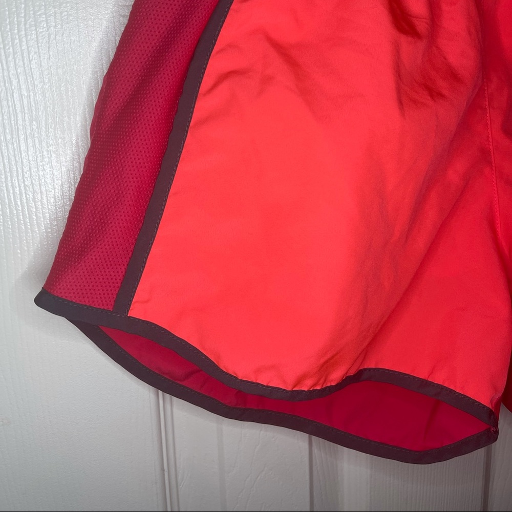 Nike Women's Dri-Fit  Running Shorts size M - Picture 3 of 8